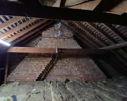 Chimney breast needing survey